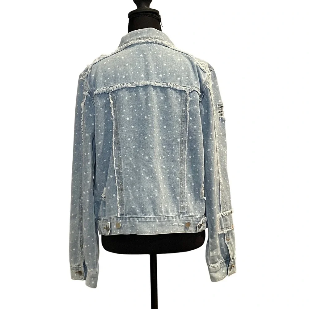 POL Oversized Light Wash‎ Denim Jacket Stars Distressed Frayed Collar S Festival